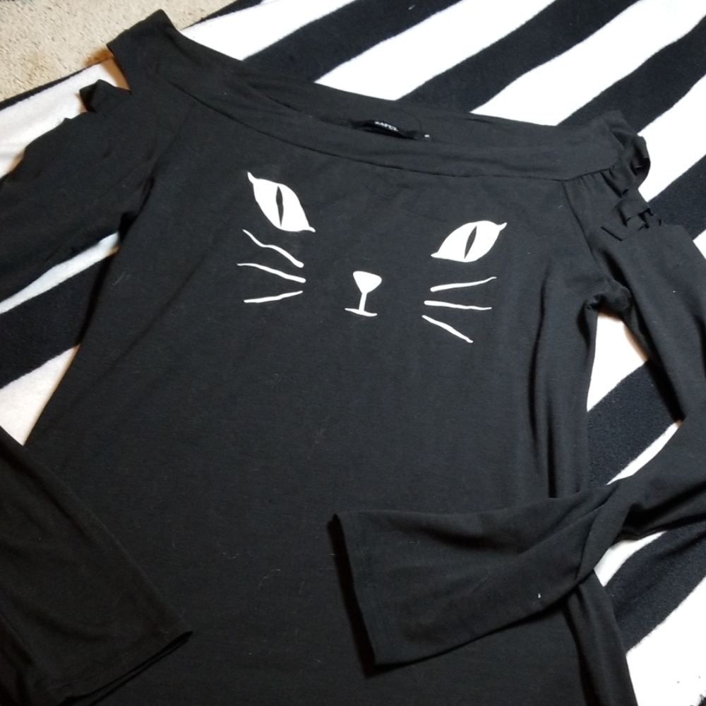 Kitty long sleeve